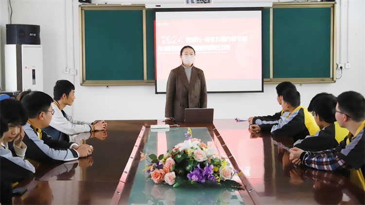 西安萬通汽車學(xué)校攜手車探長 ——為畢業(yè)生搭建夢想舞臺，提供堅實(shí)就業(yè)保障