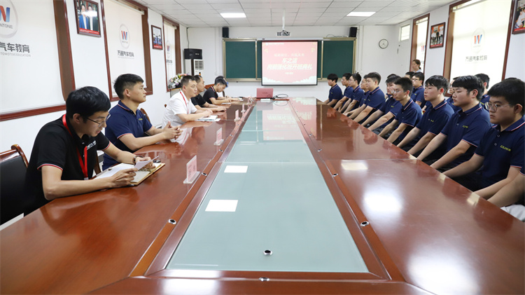 西安萬通汽車學校成功舉辦車之潔崗前強化班開班典禮，共筑精彩就業(yè)夢